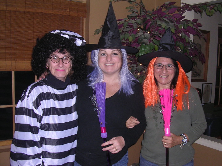 Halloween Fun | 22 October 2011 |  Wed, 31 Dec 1969 | 7:00:00 PM