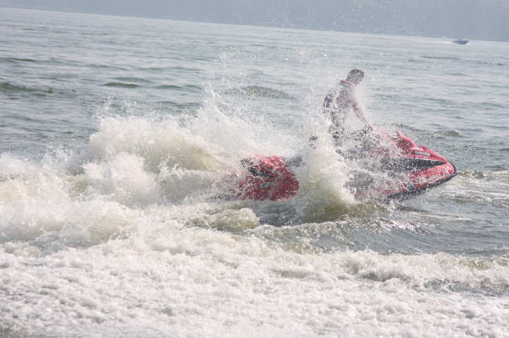 Labor Day Weekend at Sodus Point, NY |  Sat, 3 Sep 2011 | 3:33:16 PM