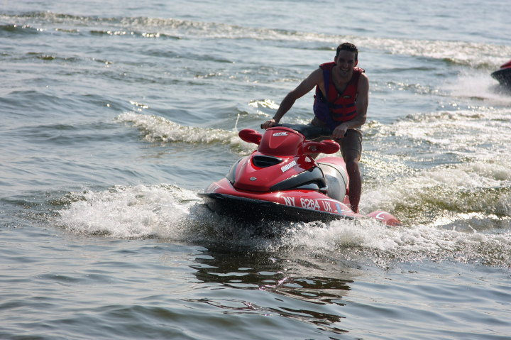 Labor Day Weekend at Sodus Point, NY |  Sat, 3 Sep 2011 | 3:33:52 PM